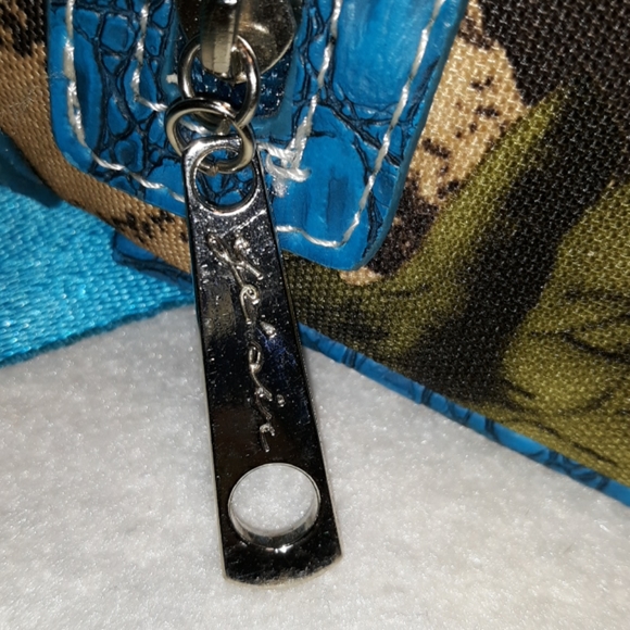 YESIR CROSSBODY BAG - Picture 9 of 13